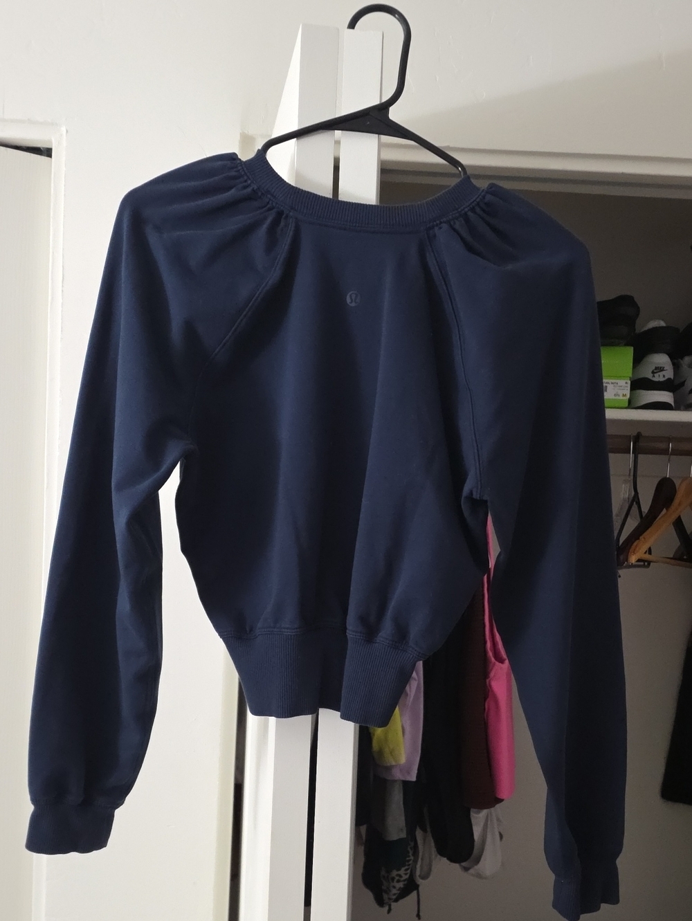 lululemon athletica Navy Blue Crew Neck Sweatshirt Like New Sz XS